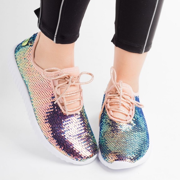 🆕CLEARANCE Metallic Gold Mermaid Sequin Sneakers - Picture 4 of 4